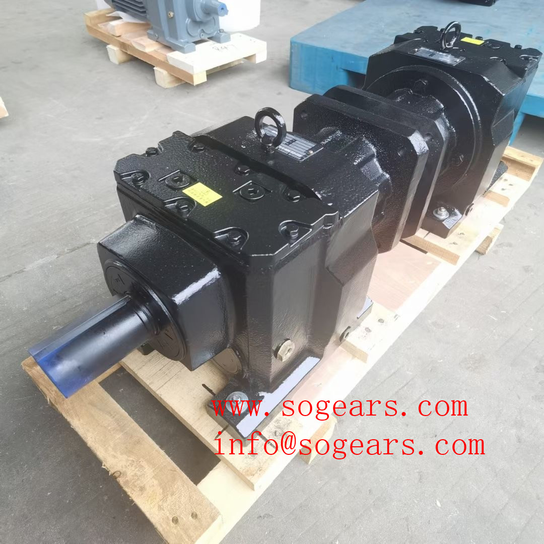 3 phase motor with reduction gearbox