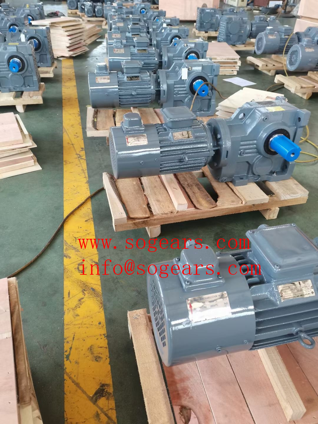Výrobcovia AC radových prevodových motorov v Číne