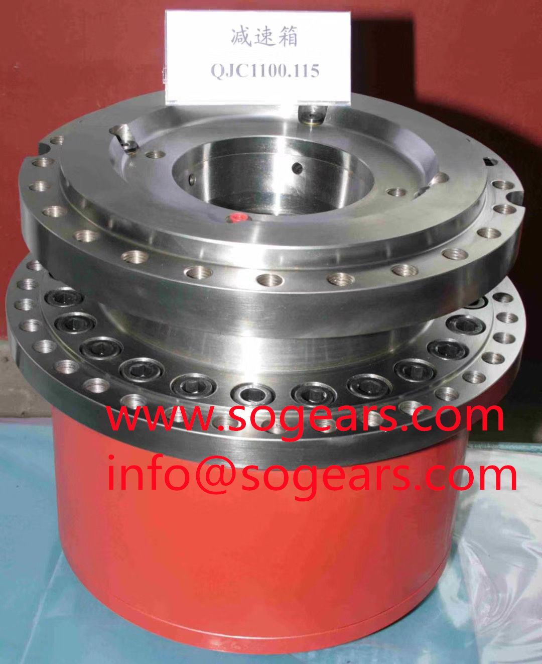 Precision Low Backlash Round Flange Helical